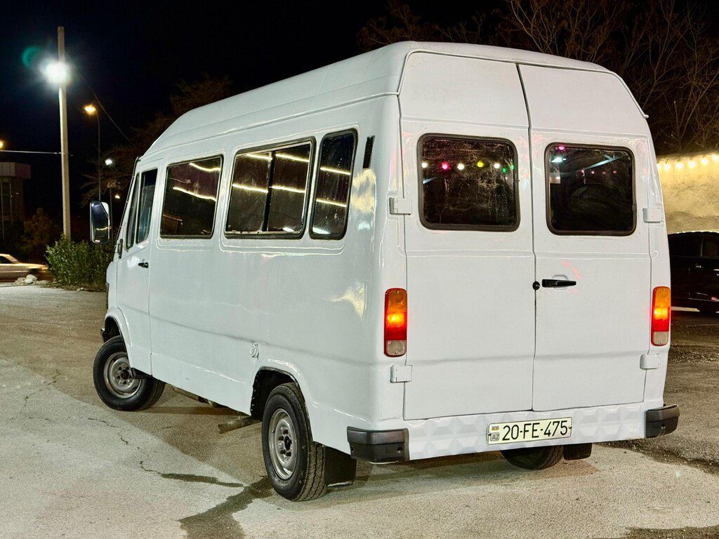 Mercedes 208 D, 2.3 L, 1992 il, 651 000 km — Avtomobillər, Gəncə (5)
