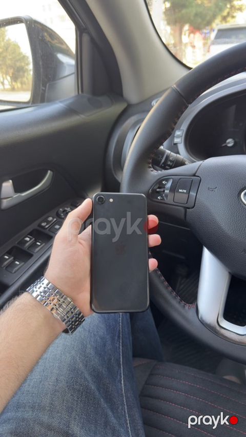IPhone SE 2020, 64 GB, Qara, Barmaq izi, Simsiz şarj
