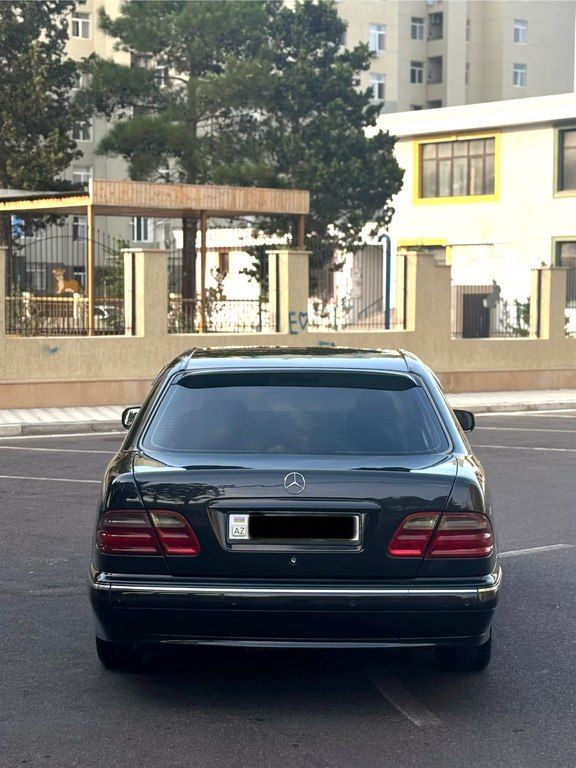Mercedes E 220, 2.2 L, 2001 il, 345 621 km — Avtomobillər, Sumqayıt (7)