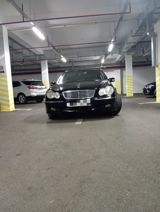 Mercedes C 200, 2.0 L, 2003 il, 236 000 km — Автомобили