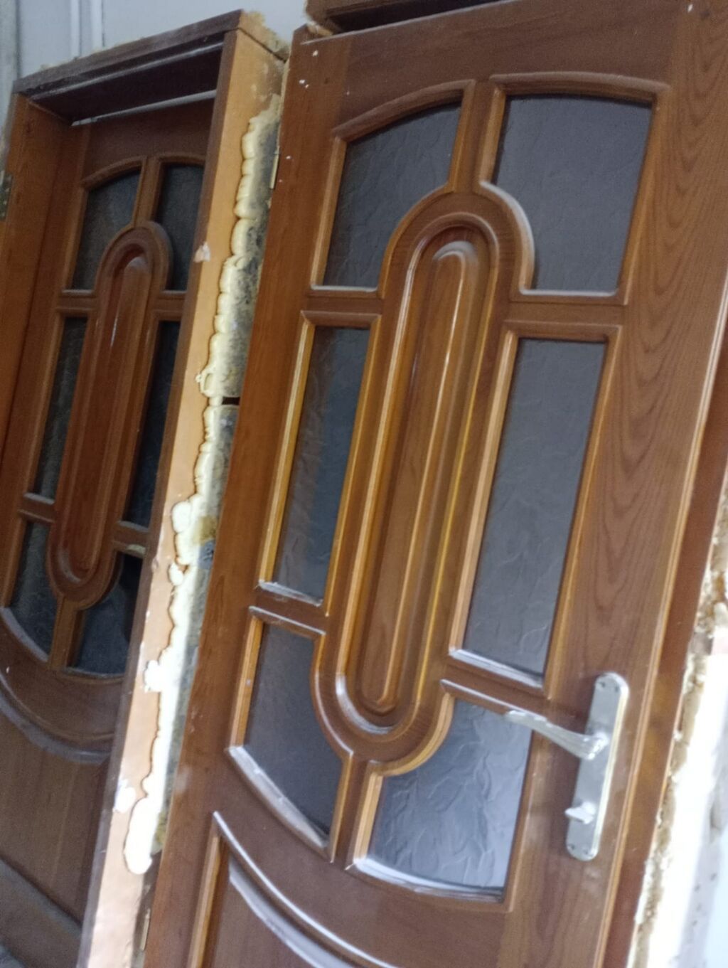 Qapi satilir. Materiali taxta, şam ağacı. Ölçüləri 2.5x90. 3 ədəd. Bir — Mallar, Bakı (2)