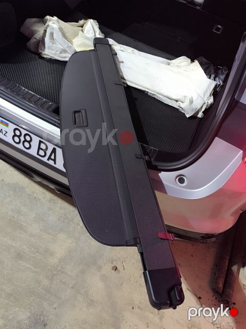 Audi Q7 2007 və yuxarı illər üçün arxa baqaj pərdəsi