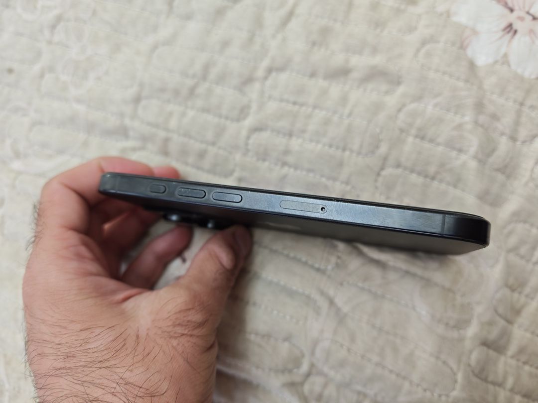 Apple iPhone 16 Pro Black Titanium 128GB/8GB — Smartfonlar, Bakı (6)