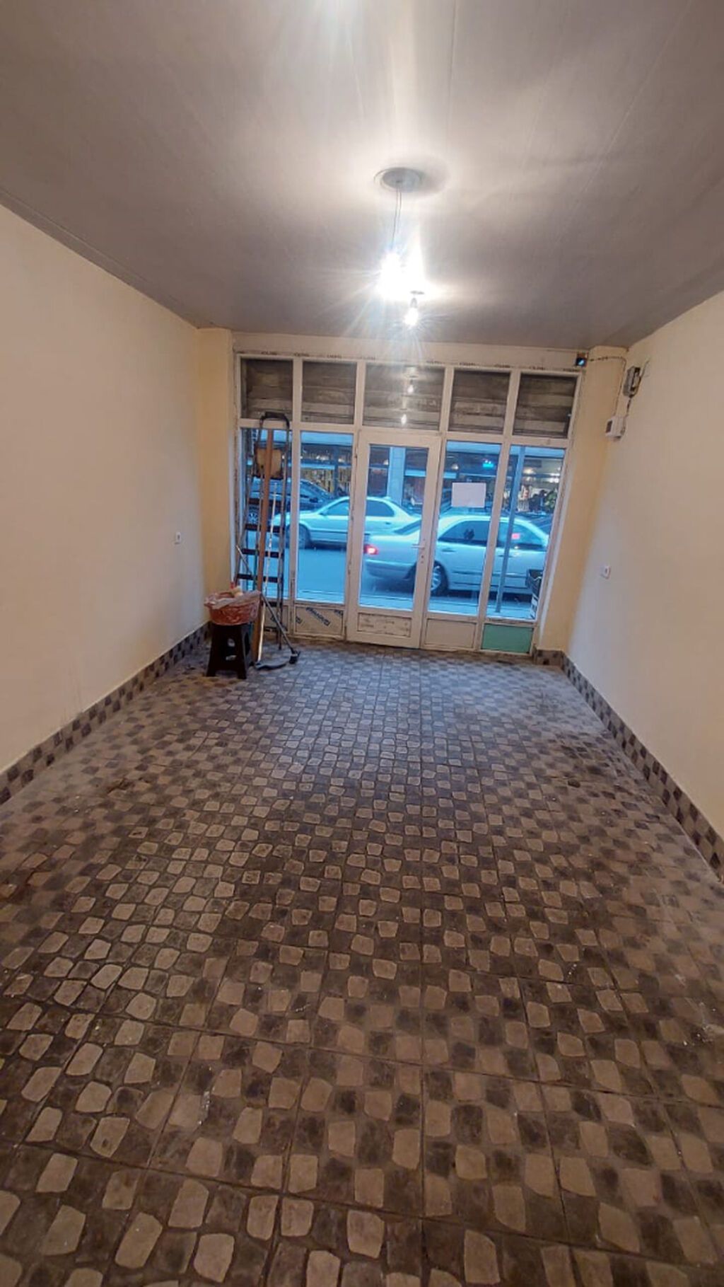 Binəqədi mərkəzində gediş-gəlişli ərazidə obyekt icarəyə verilir! — Daşınmaz əmlak, Bakı (4)
