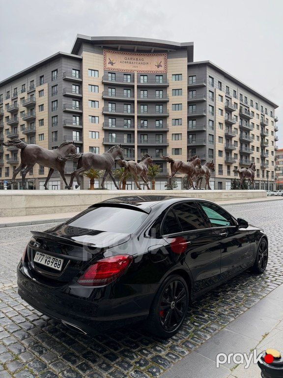 Mercedes C 300, 2.0 L, 2019 il, 173 000 km — Avtomobillər, Bakı (5)