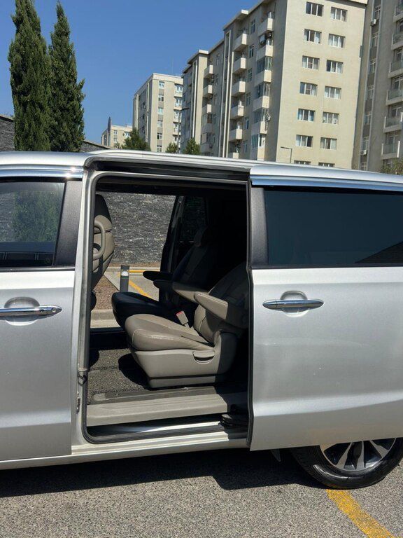 Kia Carnival, 2.2 L, 2015 il, 262 000 km — Avtomobillər, Bakı (12)
