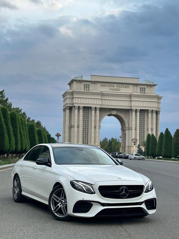 Mercedes E 300, 2.0 L, 2017 il, 164 000 km — Avtomobillər, Bakı (9)