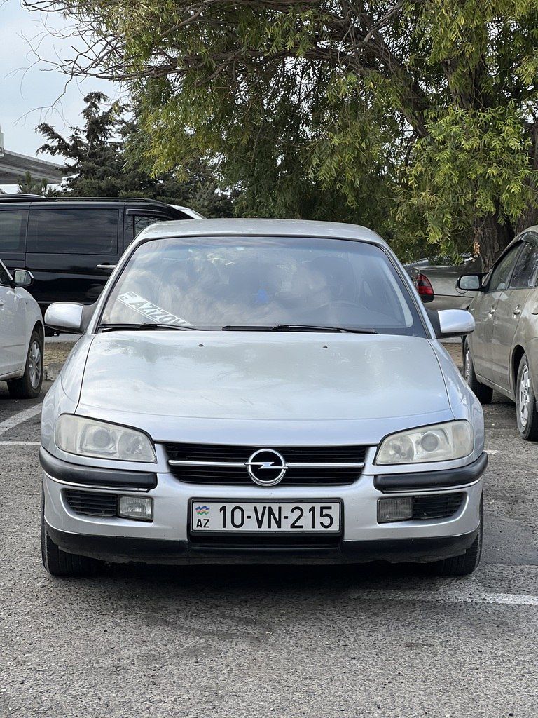 Opel Omega, 2.0 L, 1998 il, 378 000 km — Avtomobillər, Bakı