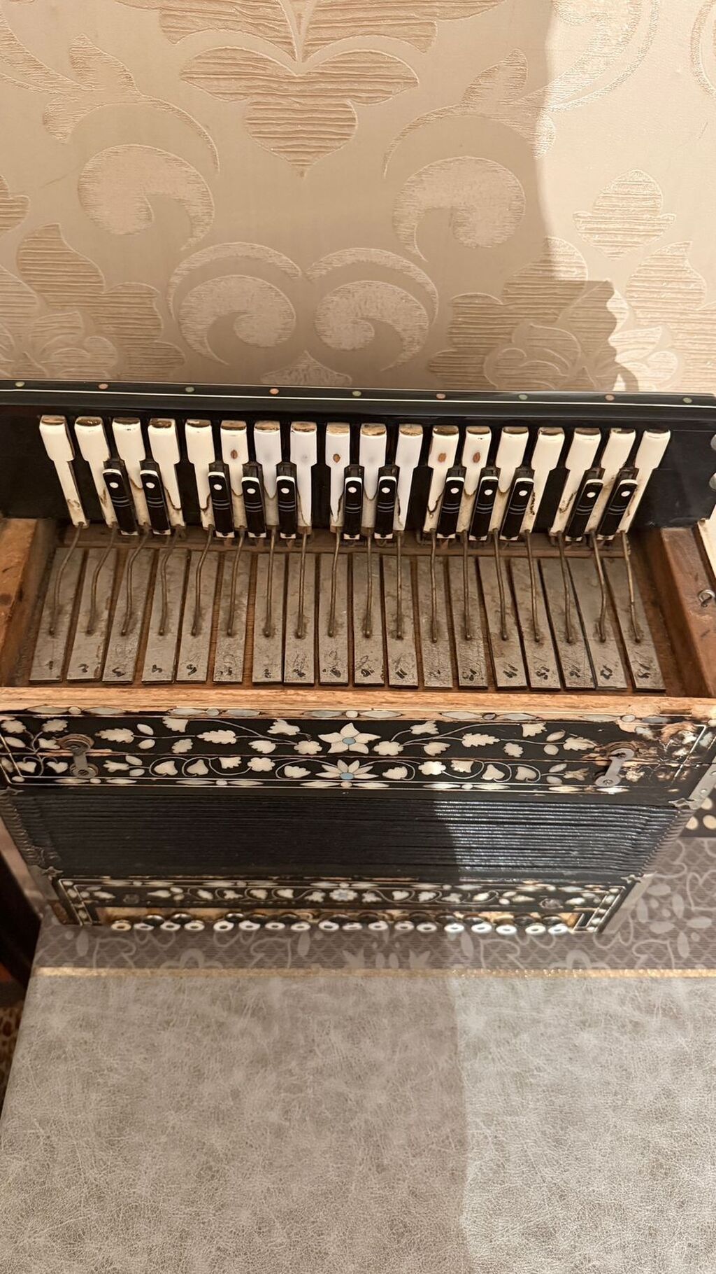 Akustik Akkordeon, İşlənmiş, Ünvandan götürmə — Mallar, Mingəçevir (2)
