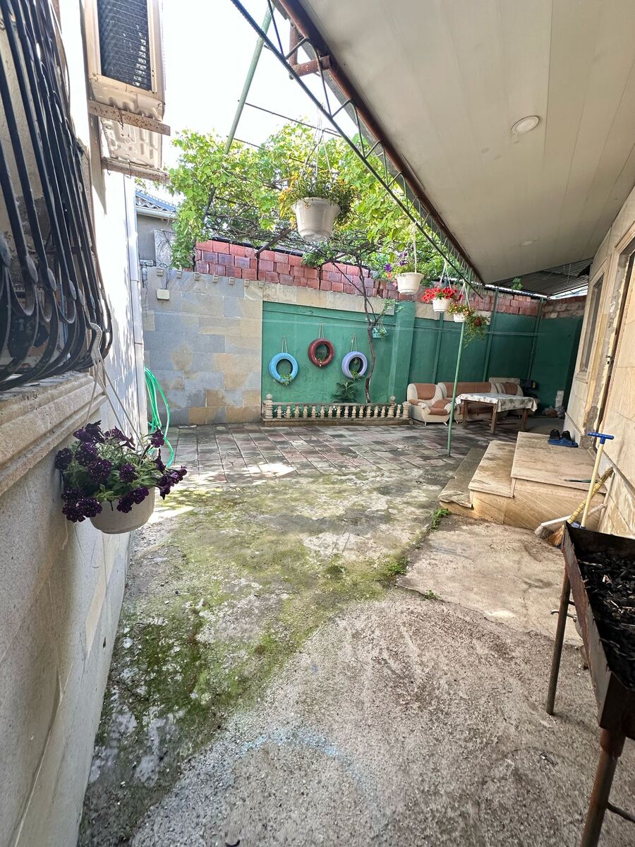 Həyət evi, Qaraçuxur qəs. — Ev, villa, Bakı (9)