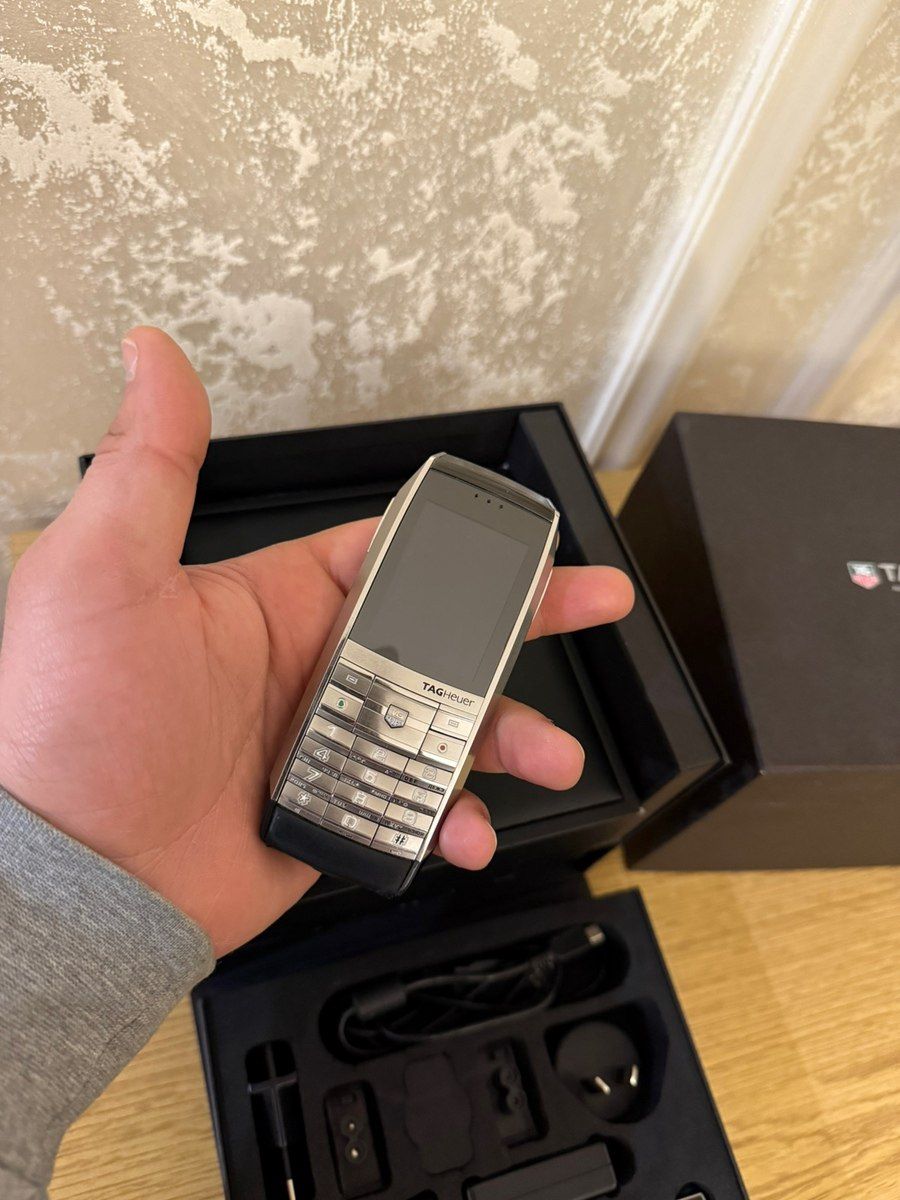 Tag Heuer — Smartfonlar, Bakı (11)