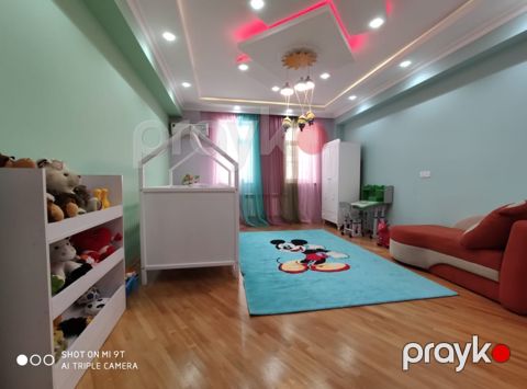4-otaqlı yeni tikili, 20 Yanvar m., 220 m²