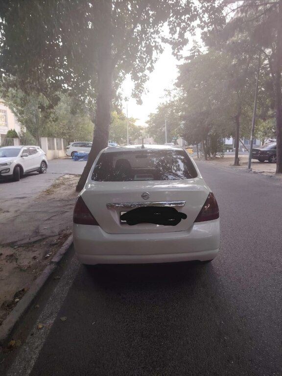 Nissan Tiida, 1.6 L, 2009 il, 316 000 km — Avtomobillər, Bakı (3)