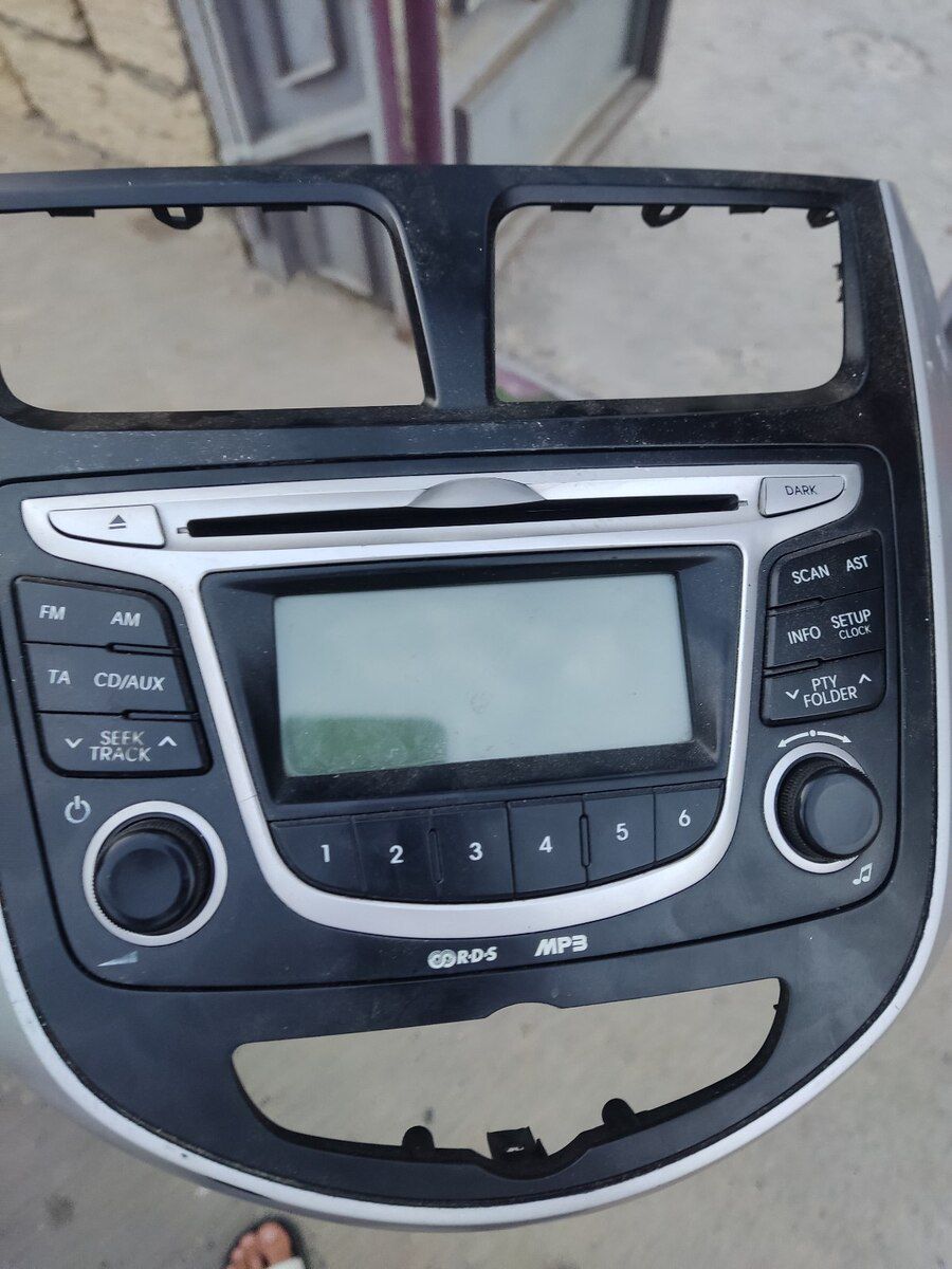 Hyundai Accent monitor və çərçivəsi — Avtomobil elektronikası, Bakı