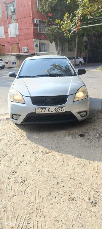 Kia Rio, 1.4 L, 2010 il, 380 000 km — Avtomobillər, Bakı (5)