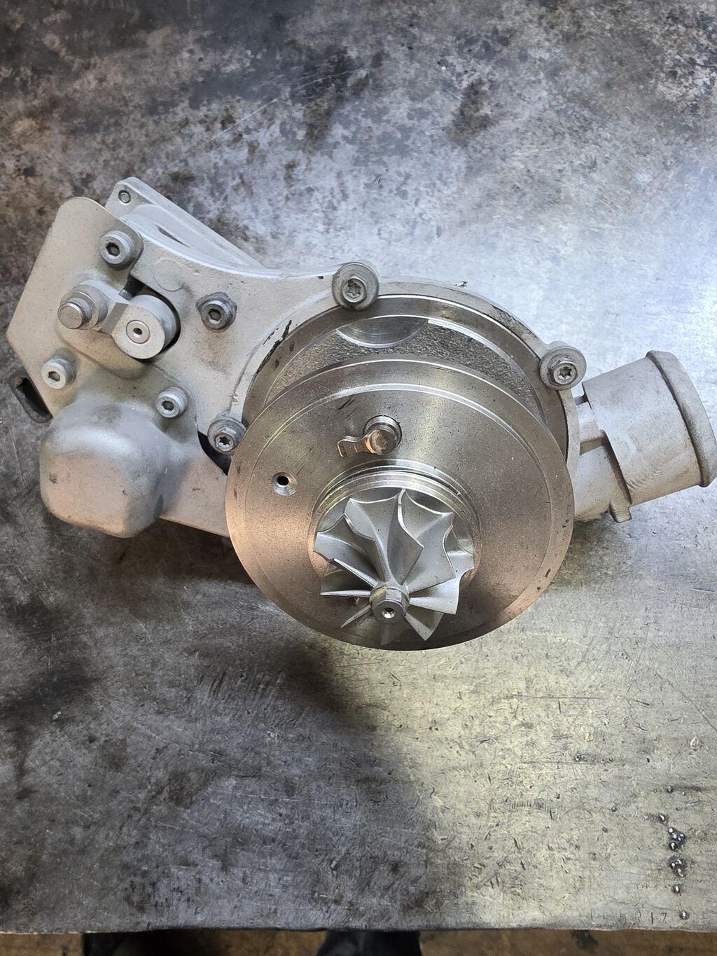 Turbo kompressor (turbin) avtomobil mühərriki üçün nəzərdə tutulmuş — Ehtiyat hissələri, Bakı