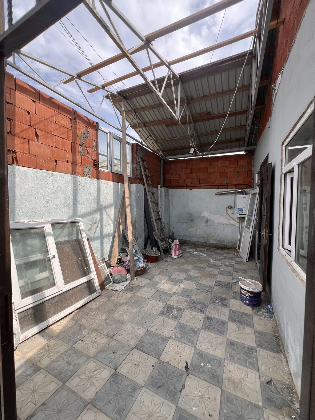 Bineqedi 3 otaqli heyetine mawin giren kobisi var ev umumi isti poldu — Daşınmaz əmlak, Mehdiabad (2)