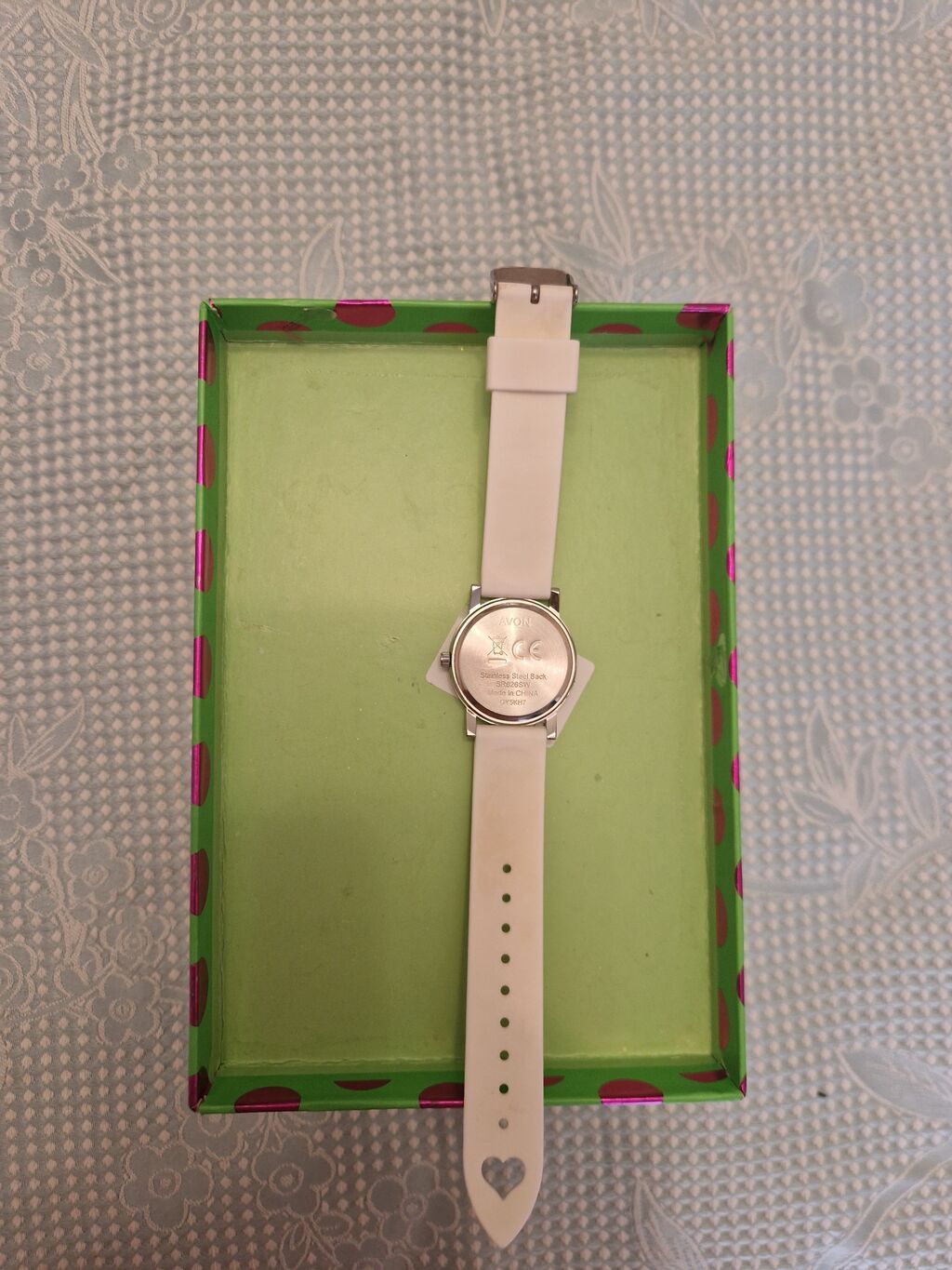 Avon "Sadie Mini Watch" qol saatı. **Xüsusiyyətləri:** * **Brend:** — Qol saatları, Bakı (2)