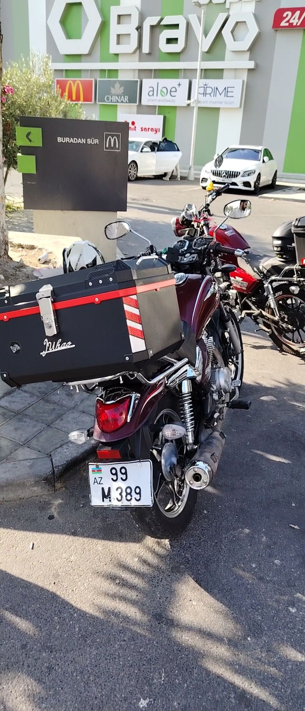 Kuryer işi və gündəlik istifadə üçün uyğun motosiklet. Şəkillərdə — Motosikletlər, Bakı (5)