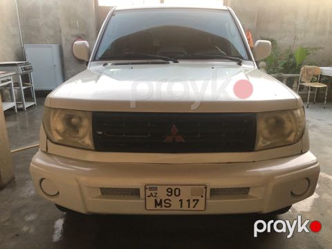 Mitsubishi Pajero io, 1.8 L, 2000 il, 381 260 km