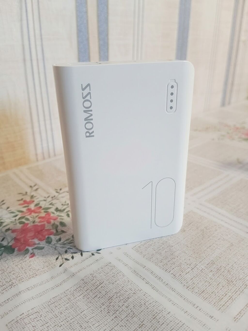 ROMOSS 10 seriyalı powerbank Xüsusiyyətlər: - Ağıllı enerji bankı, ağ — Elektronika, Bakı
