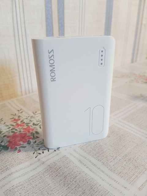 ROMOSS 10 seriyalı powerbank Xüsusiyyətlər: - Ağıllı enerji bankı, ağ — satci
