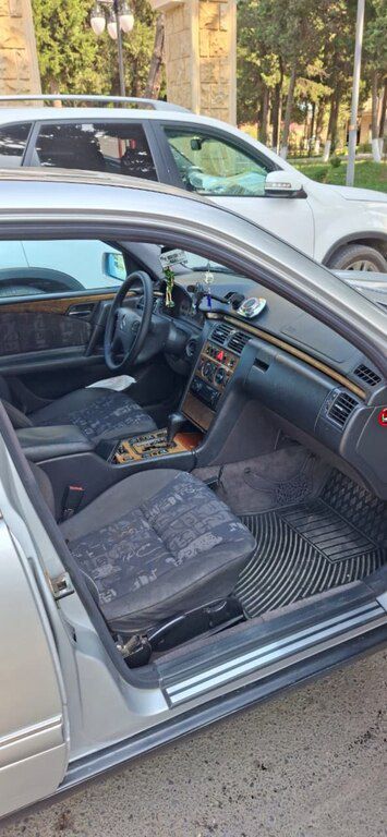 Mercedes E 240, 2.4 L, 1999 il, 256 000 km — Avtomobillər, Masallı (8)