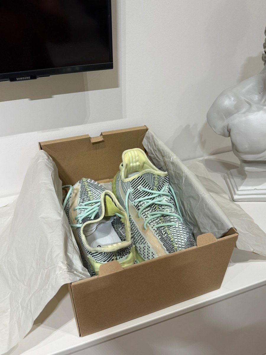 İdman ayaqqabısı Adidas Yeezy Boost 350 V2 Yeezreel — Şəxsi əşyalar, Bakı (4)