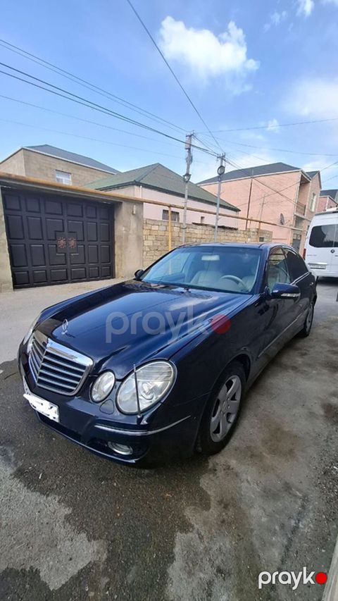 Mercedes-Benz E220 sedan satılır. İli 2002/2008 restaling yigilib dam