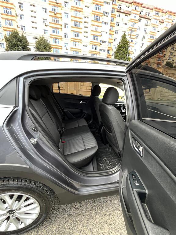 Kia Rio X-Line, 1.6 L, 2021 il, 61 000 km — Avtomobillər, Bakı (8)