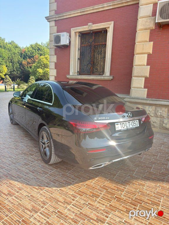 Mercedes E 300 e, 2.0 L, 13.5 kWh, 2022 il, 37 450 km 10-LT-050 — Avtomobillər, Bakı (7)