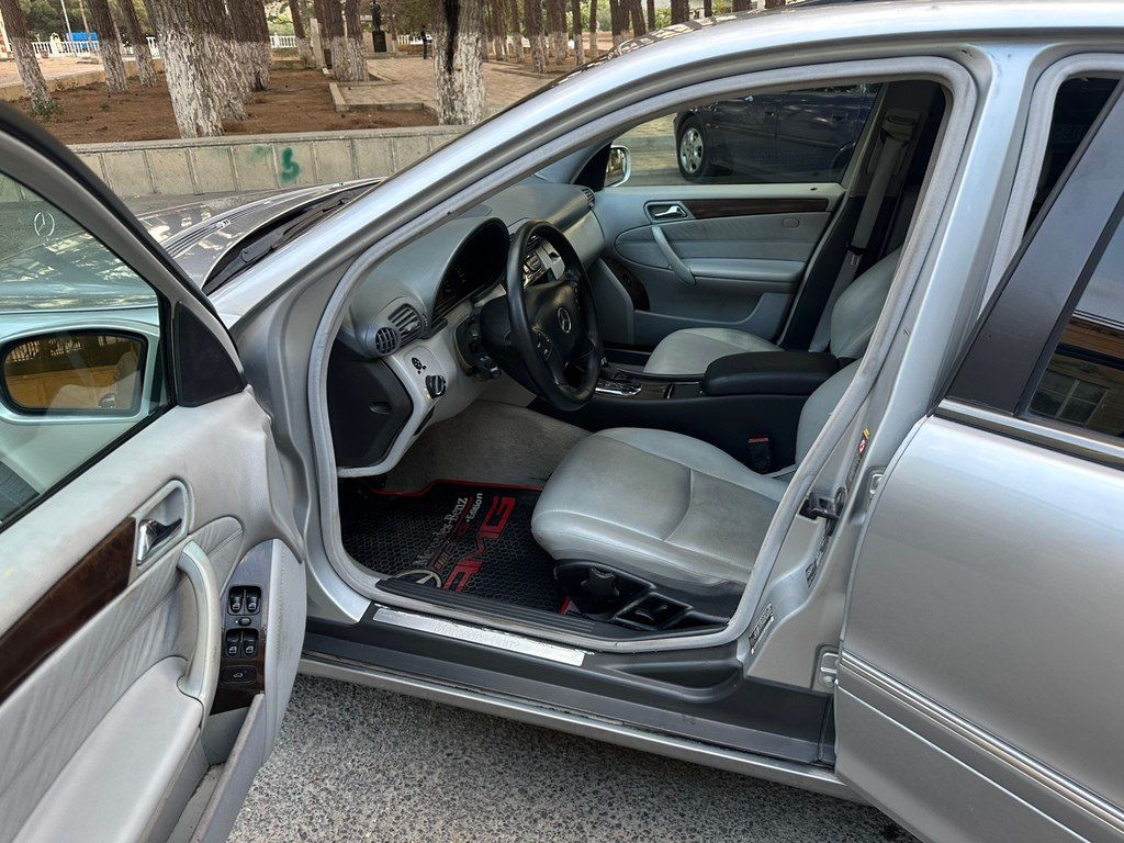 Mercedes C 240, 2.6 L, 2003 il, 347 000 km — Avtomobillər, Xırdalan (6)