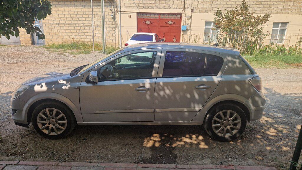 Opel Astra, 1.3 L, 2009 il, 400 000 km — Avtomobillər, Gəncə (4)