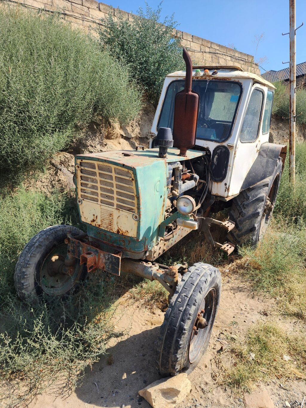 Traktor MTZ (Belarus) tipli, kabinəli Xüsusiyyətlər: - Dizel — Traktorlar, Novxanı (2)