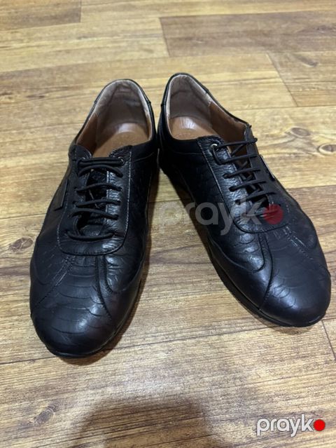 Məhsul: Kişi ayaqqabısı – qara, bağcığazlı, klassik-stil komfort model