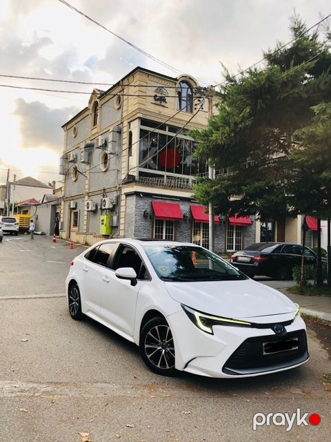 Toyota Corolla, 1.8 L, 0.85 kWh, 2024 il, 62 068 km