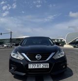 Nissan Altima, 2.5 L, 2017 il, 177 670 km — Автомобили