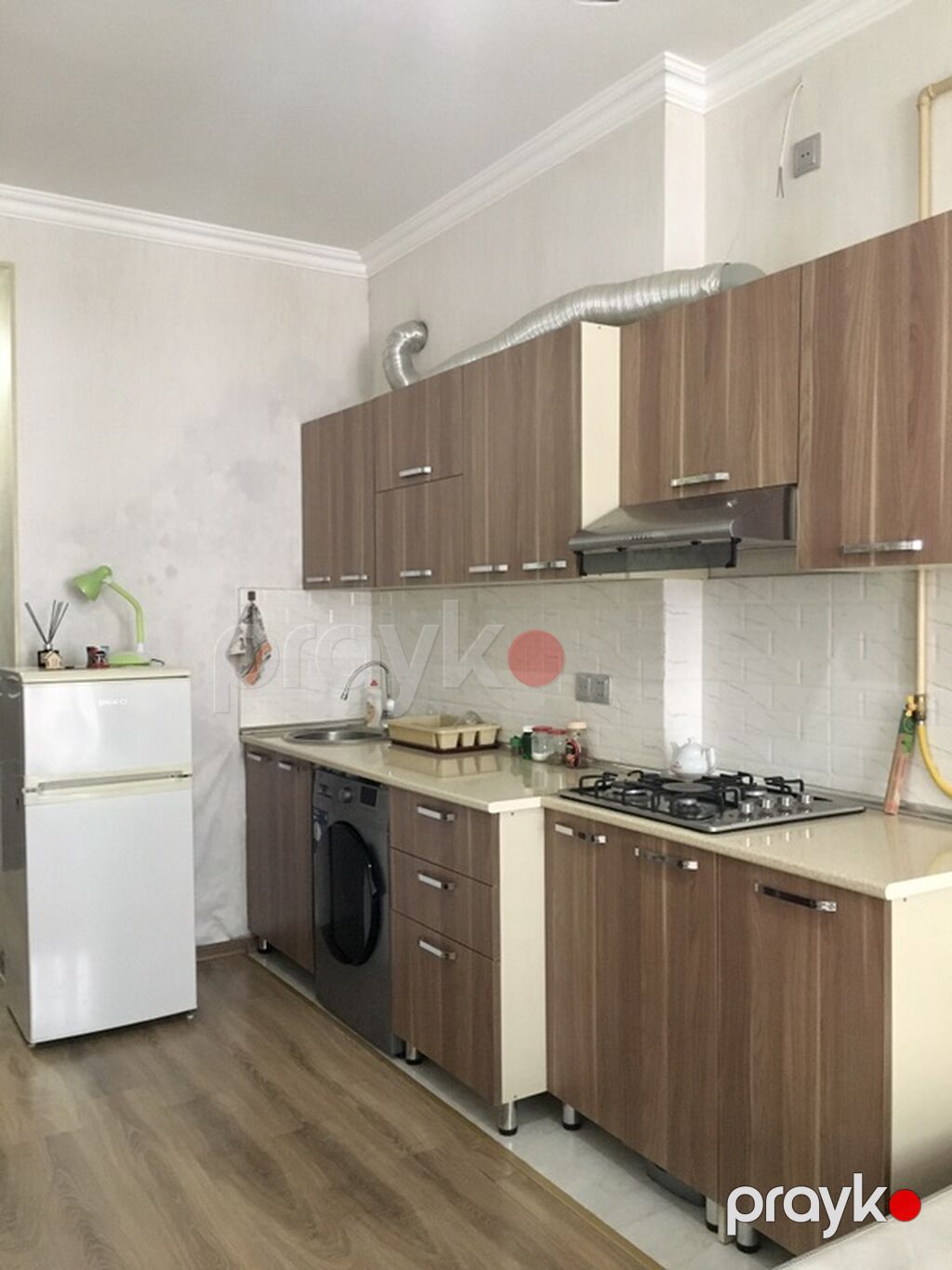 Studiya tipli 1 otaq mənzil 28 May və Nizami metro aralığında — Daşınmaz əmlak, Bakı (4)