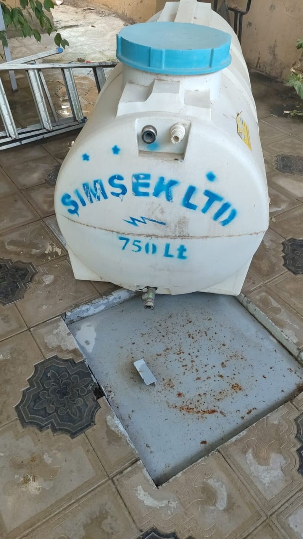 Plastik su çəni – Şimşək LTD, 750 litr - Həcm: 750 lt (korpus — Mallar, Mehdiabad (3)