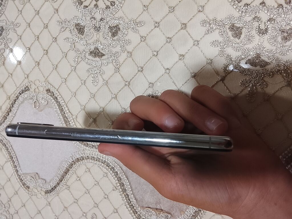 IPhone x arxa kricka cat ekran face id islemir pil deysib pil gorunmur — Digər ehtiyat hissələri, Bakı (2)