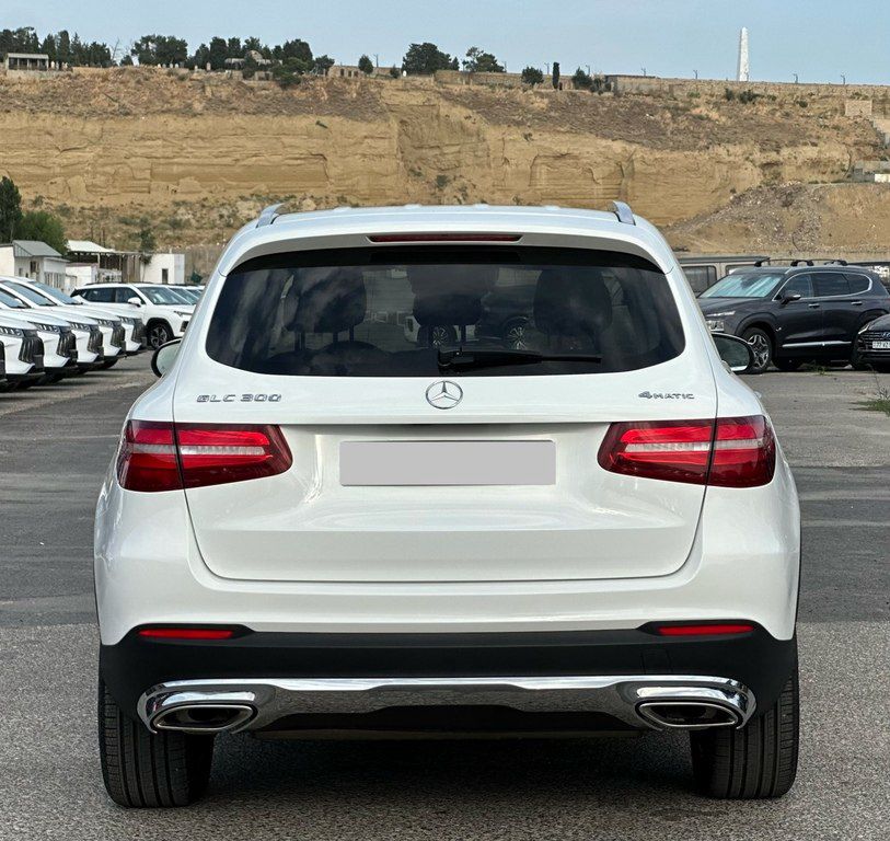Mercedes GLC 300 4MATIC Coupe, 2.0 L, 2017 il, 131 000 km — Avtomobillər, Bakı (5)
