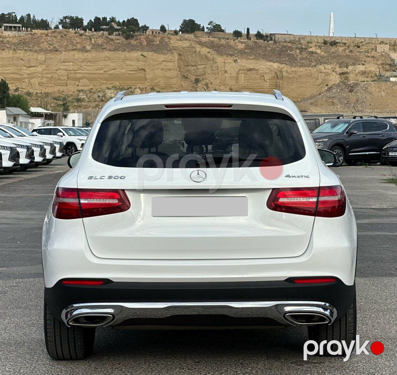 Mercedes GLC 300 4MATIC Coupe, 2.0 L, 2017 il, 131 000 km — Avtomobillər, Bakı (5)