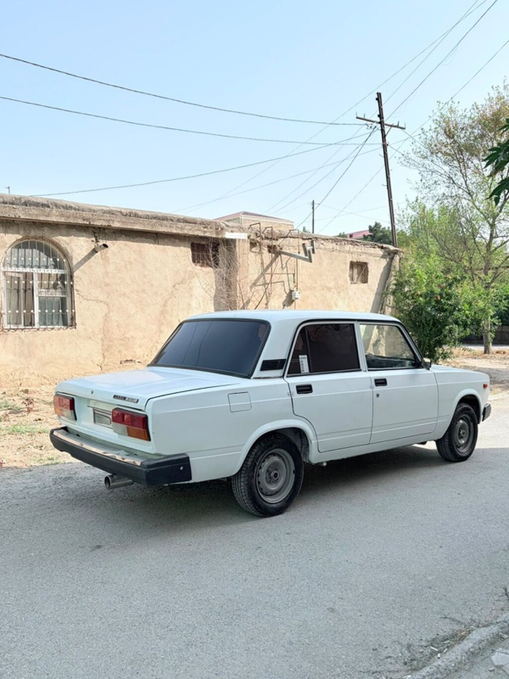 VAZ 2107, ağ rəngli sedan Xüsusiyyətlər və detallı təsvir: - Korpusu — Avto, Sumqayıt (7)