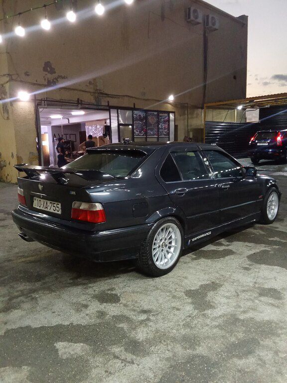 BMW 316, 1.6 L, 1994 il, 570 000 km — Avtomobillər, Bakı (4)