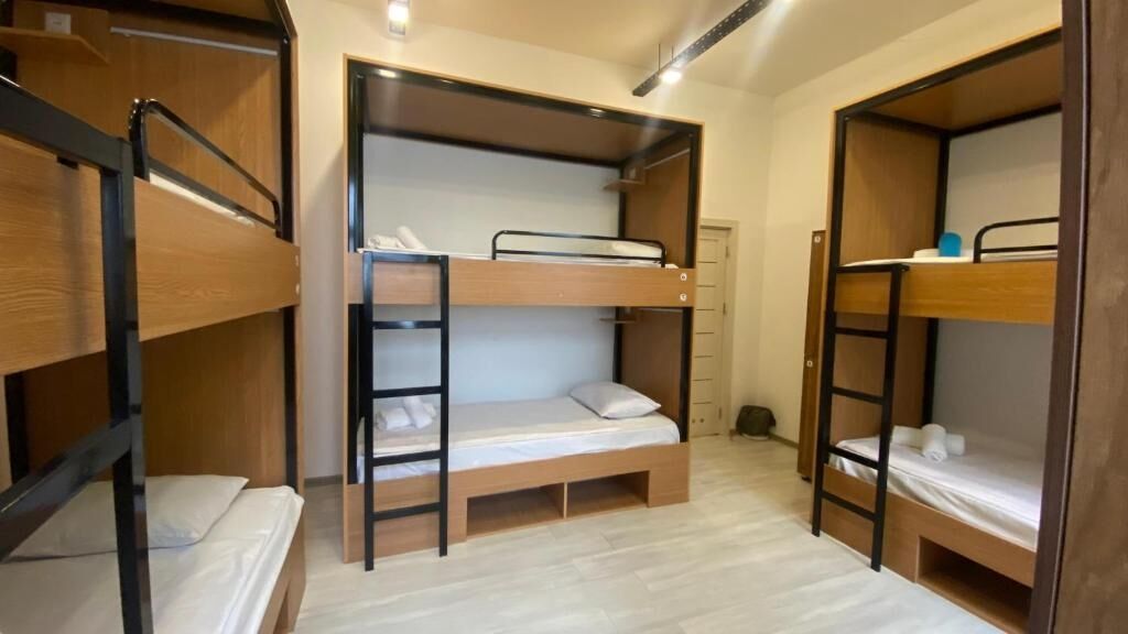 Şeherin merkezinde targovuda telebeler ve şeherin qonaqlari üçün — Daşınmaz əmlak, Bakı (4)