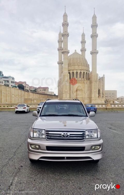 Toyota Land Cruiser, 4.5 L, 2004 il, 288 400 km
