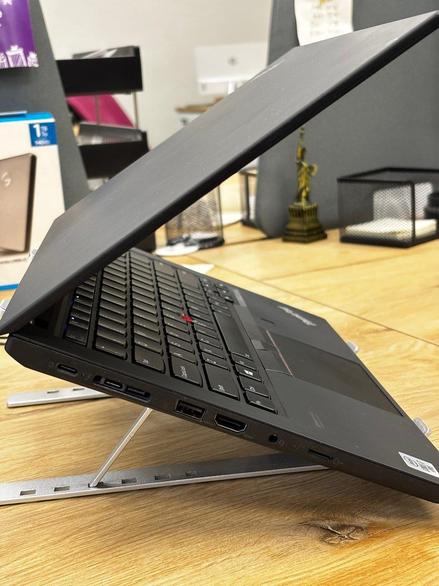 Lenovo Thinkpad P14s — Elektronika, Bakı (5)