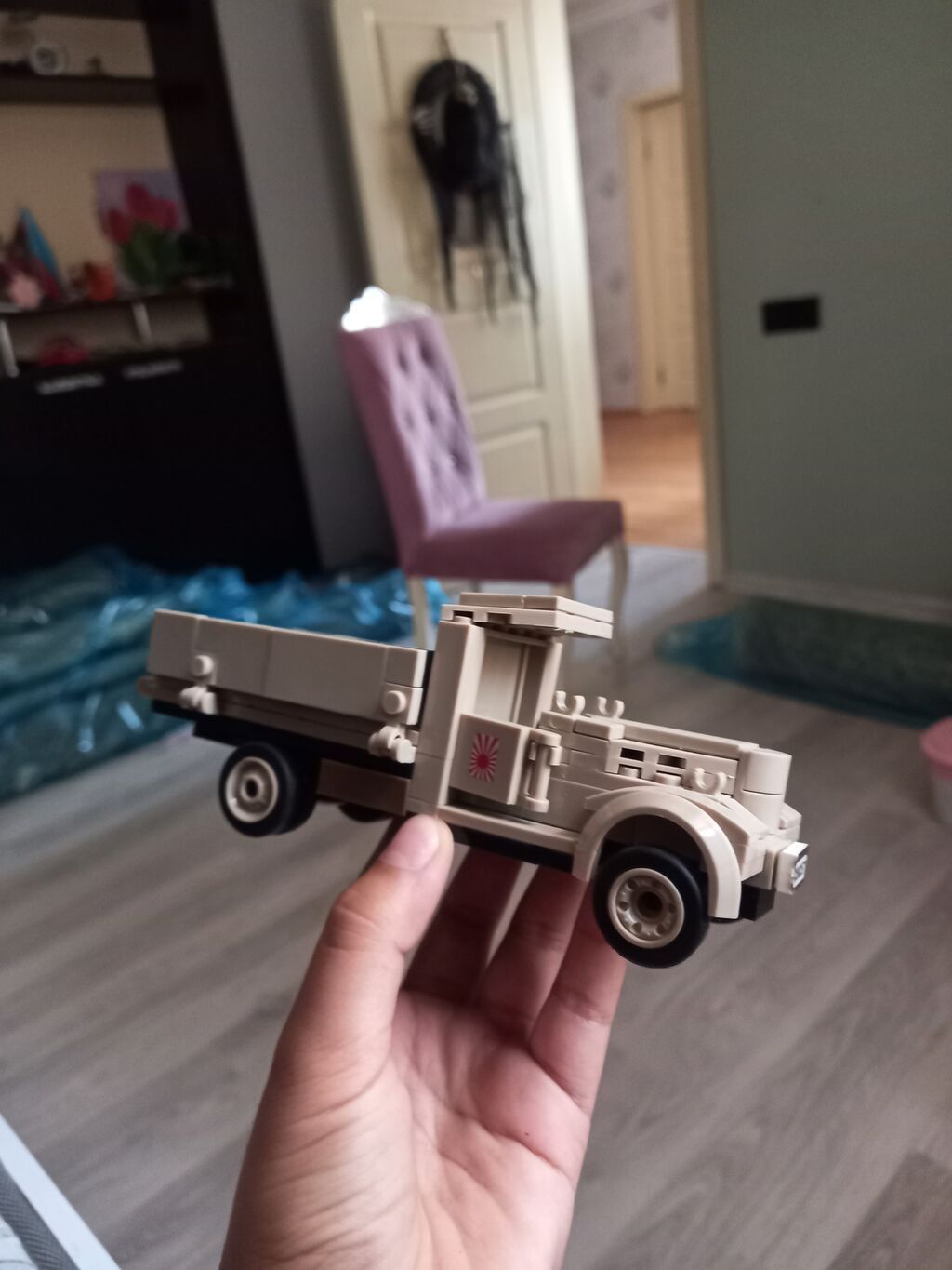 LEGO tərzində yığılan Porsche yarış avtomobili modeli. Oyuncaq qara və — Konstruktorlar, Xırdalan (8)