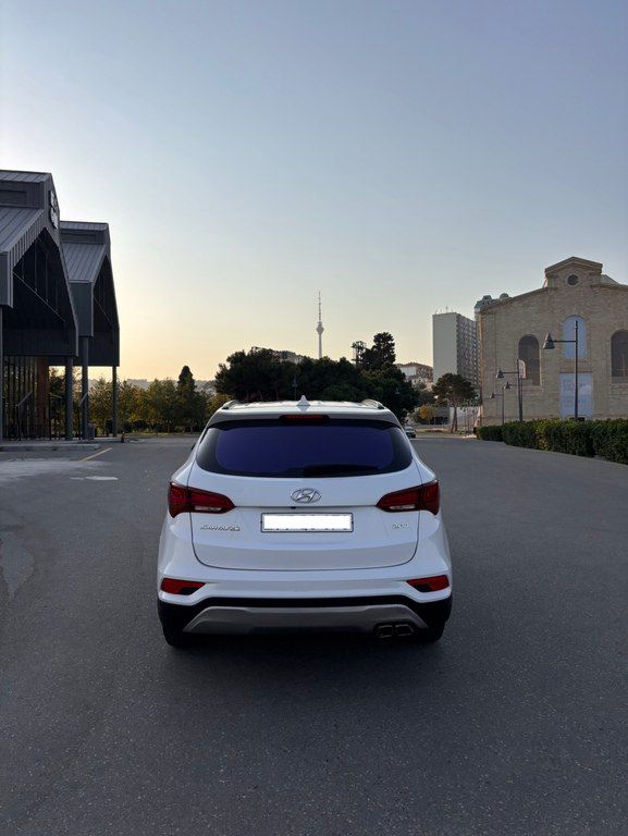 Hyundai Santa Fe, 2.0 L, 2017 il, 143 000 km — Avtomobillər, Bakı (3)