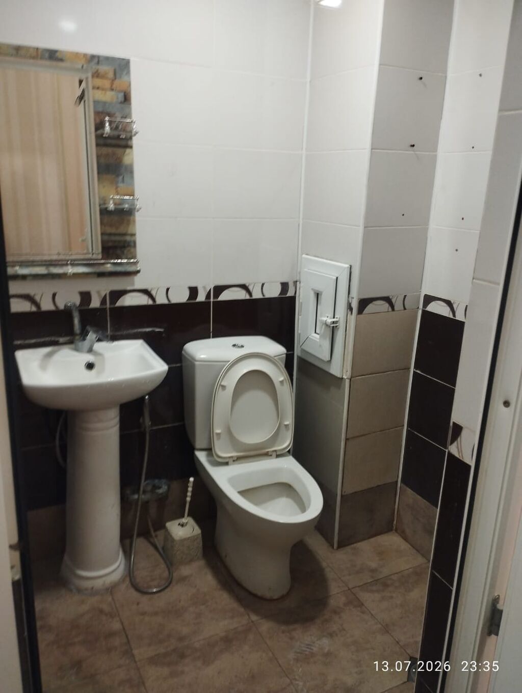 Həzi Aslanov metrosunun çıxışında, AccessBank binasında, KFC ilə — Daşınmaz əmlak, Bakı (9)
